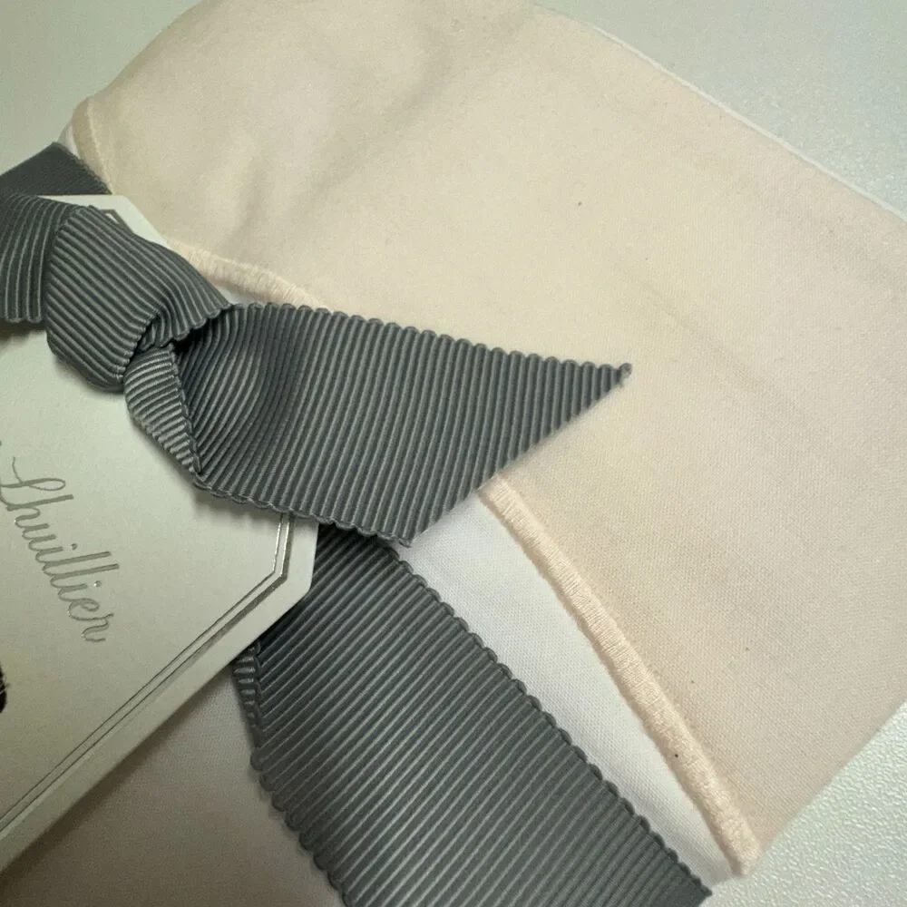 Pottery Barn Monique Lhuillier Daphne Organic Percale King Shams in Shell NEW